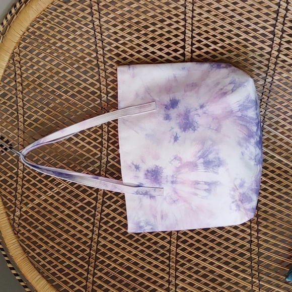 💚NWOT TIE DYE TOTE BAG - Picture 1 of 10